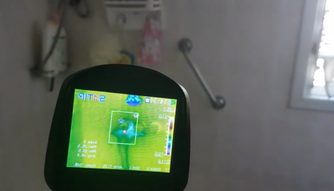 טיפול בבעיית עובש במקלחת